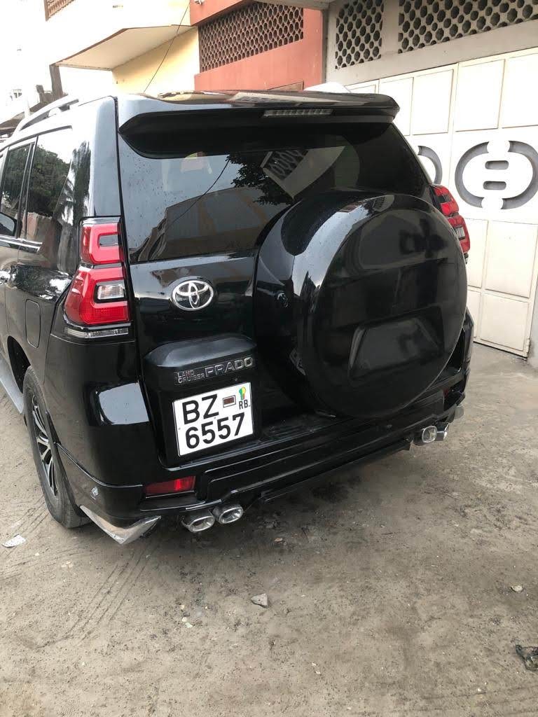 image-de-Toyota Prado.